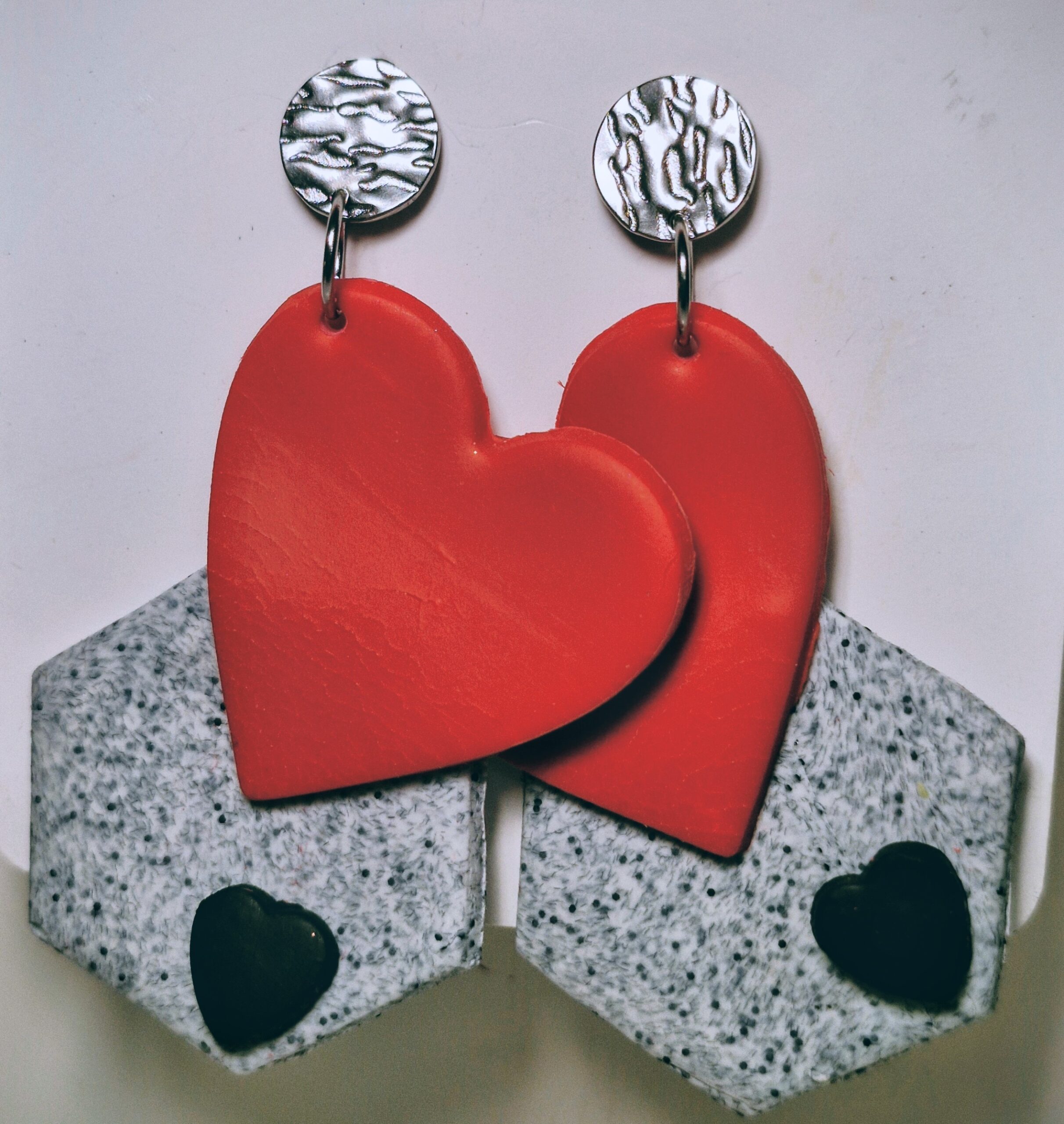 Aros colgantes Love 2025 - Imagen 2